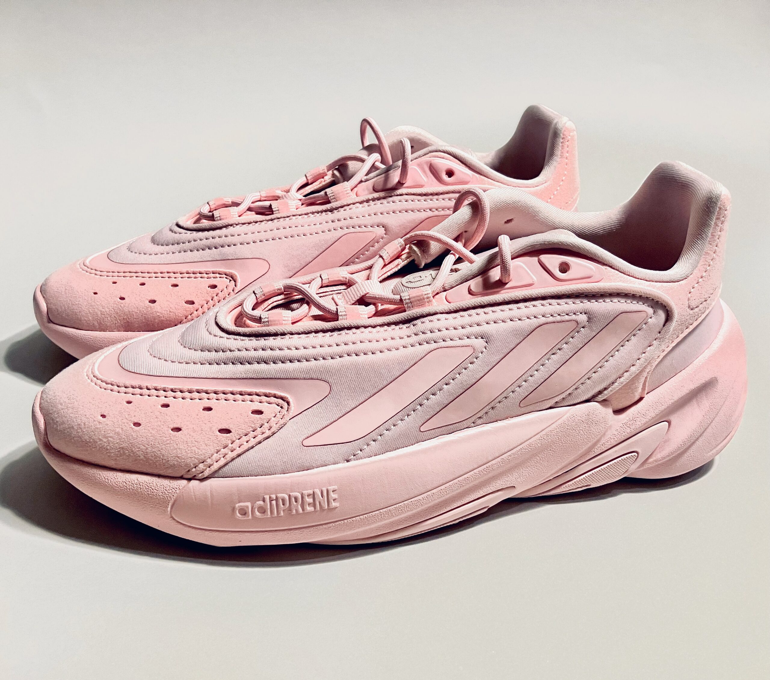 Adidas Ozelia